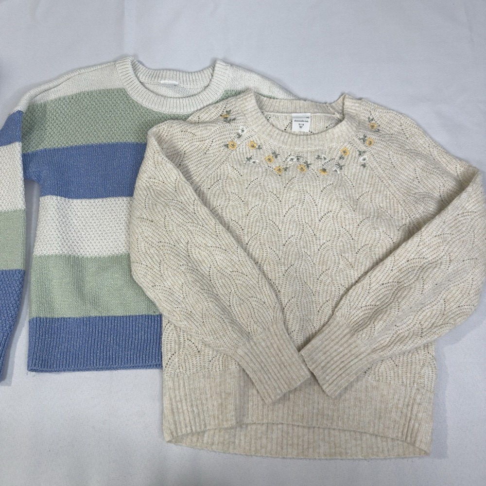Lot of 2 Abercrombie Kids Knit Sweater 13 14 Embroider Floral Colorblock Preppy